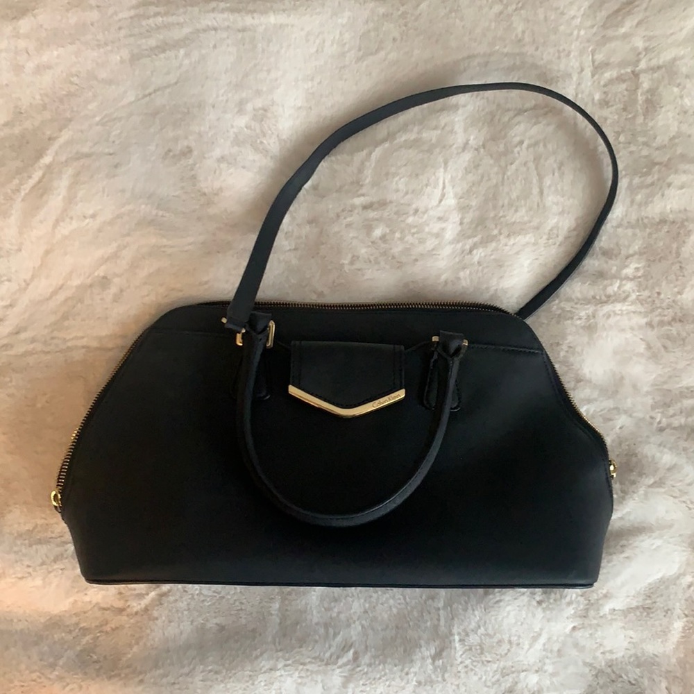 Brand new Calvin Klein Black leather shoulder bag